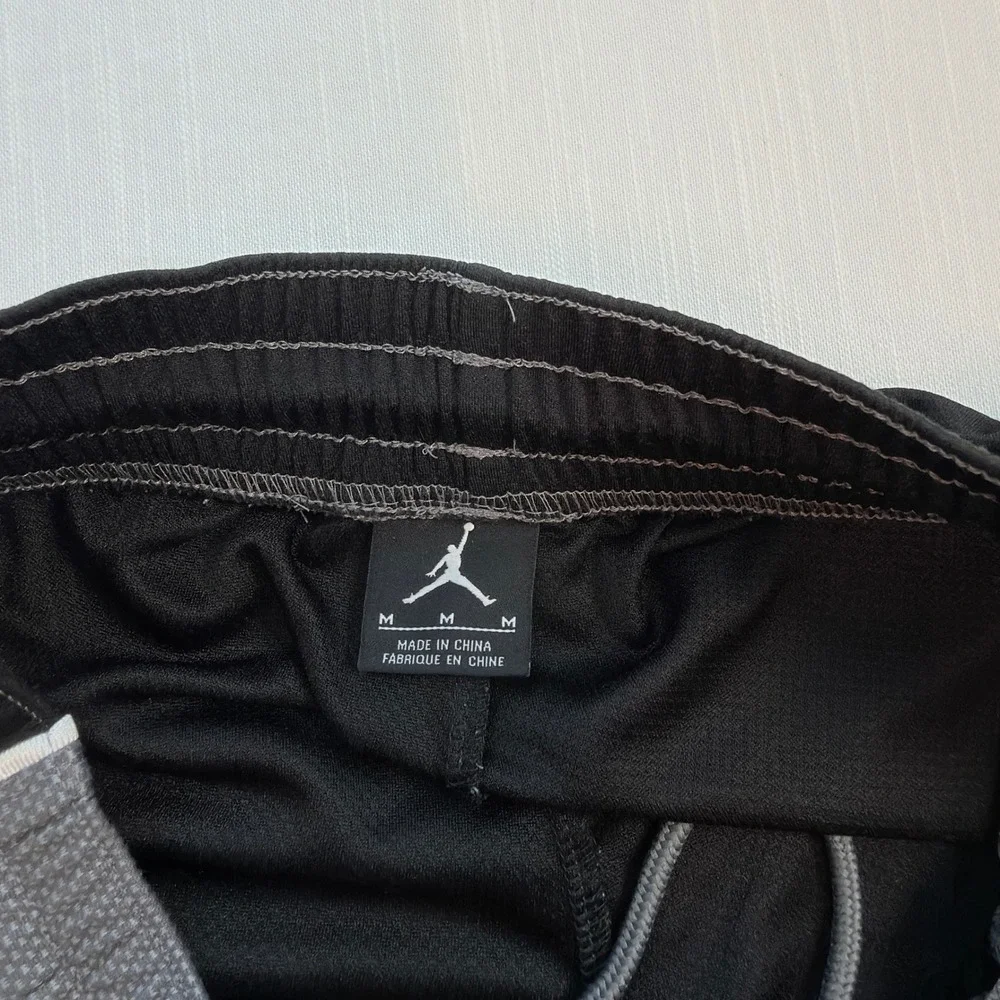 Jordan Basketball Shorts Mens Medium Grey Excellent Mesh Colorblock 639207-001